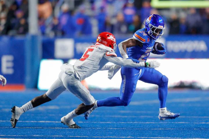 College football best bets, odds from Las Vegas handicappers for Week 8