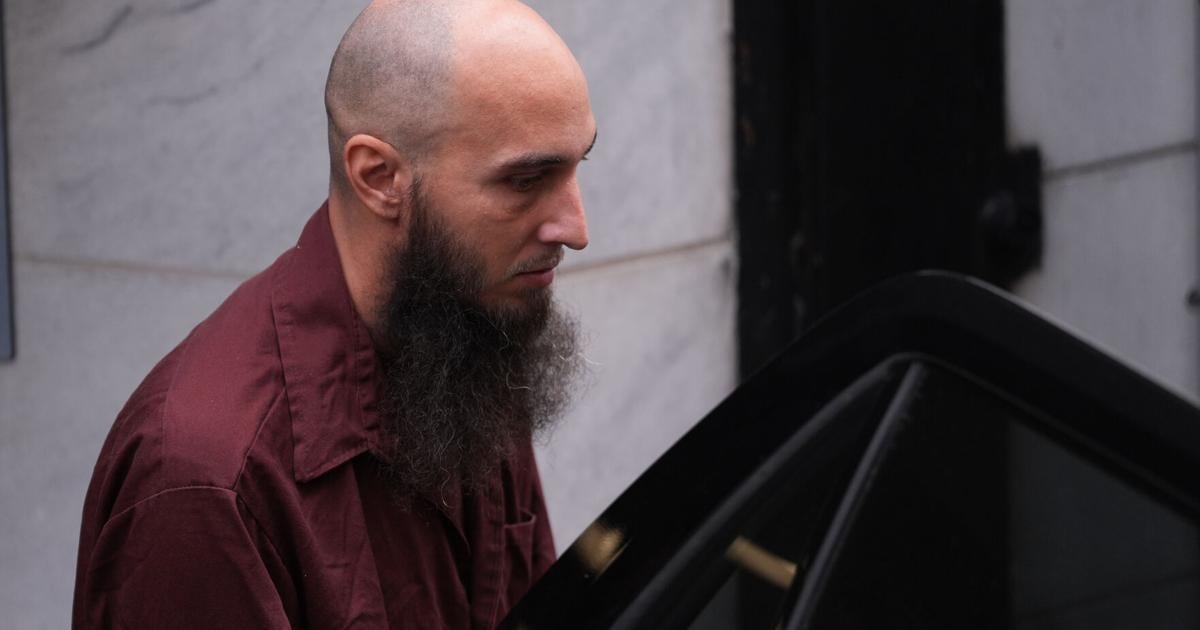 Pennsylvania man pleads guilty in arson attack at governor’s mansion while Shapiro’s family slept