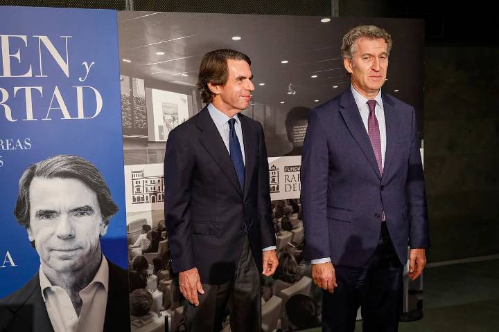 Aznar apela a la ciudadanía frente a la "pérdida del sentido político de la responsabilidad": "El PP es el único partido constitucionalista que queda"