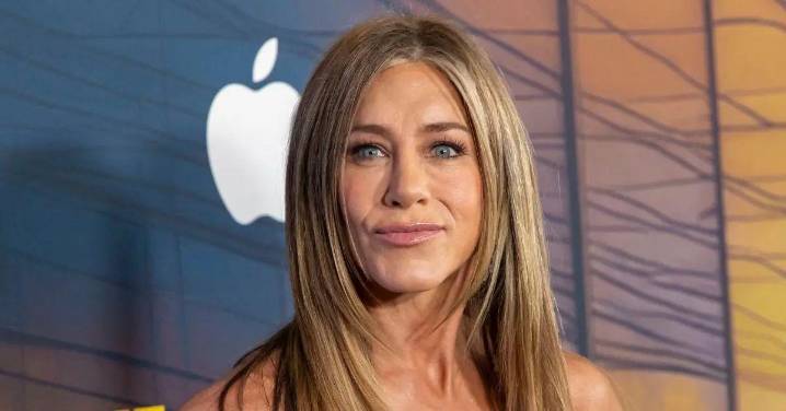 Jennifer Aniston Reflects on Making 'Peace' With Not Having Children: 'It's Out of My Hands'