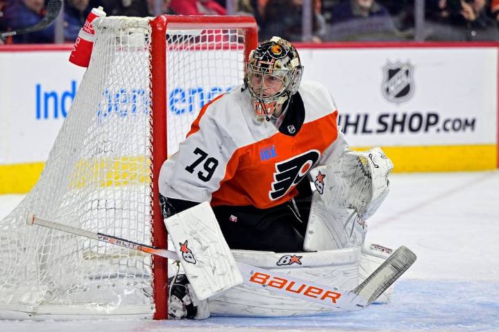Carter Hart is signing a 2-year, $4 million contract with the Golden Knights – Winnipeg Free Press