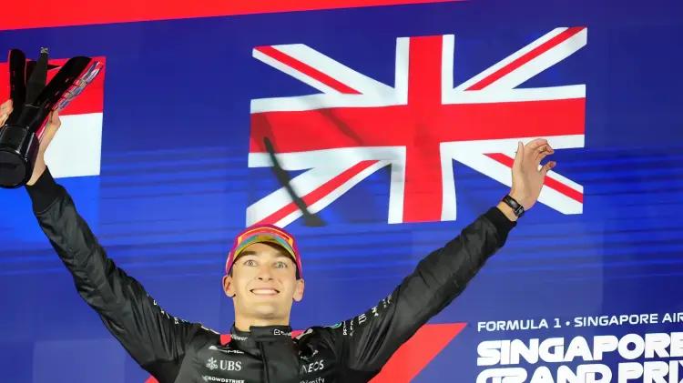 Mercedes confirma a Russell y Antonelli como sus pilotos para 2026