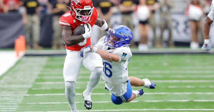 AP Top 25 Extra Points: UNLV would be long shot for CFP even if beats Boise St on road and wins out