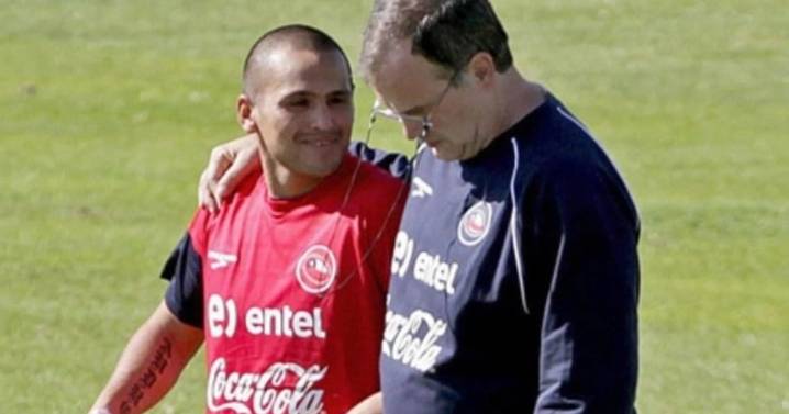 “Aprendí a quererlo”: las sentidas palabras de Marcelo Bielsa a Humberto Suazo en la despedida del fútbol de Chupete