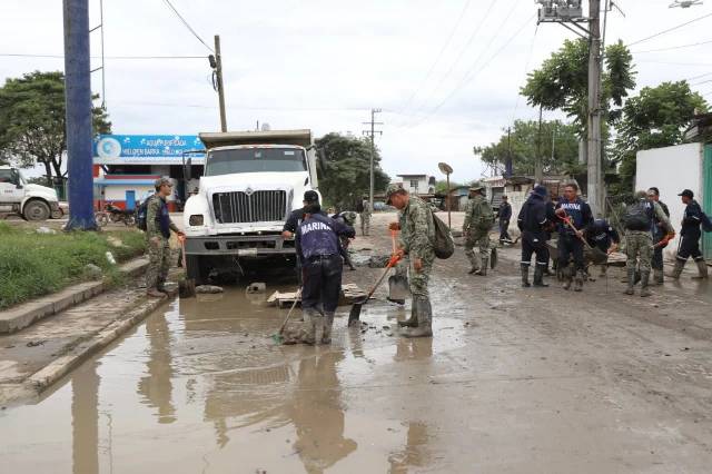 Sedena, Marina y SSP intensifican labores de limpieza y recuperación en Álamo