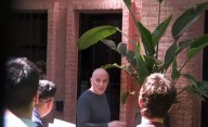 "Entregó el celular": tras varias horas de requisa, terminó el allanamiento en la casa de Espert