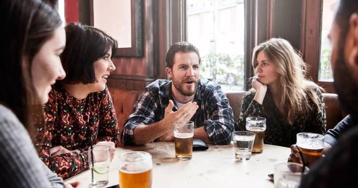 Woman from US living in London shares one thing about pubs that baffles Americans
