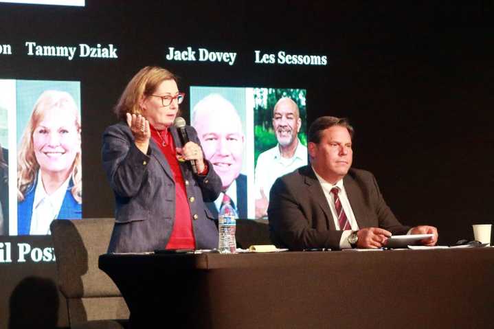 Federal Way candidates meet up at Mirror’s forum