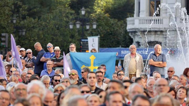 "Asturias no puede esperar más": lee aquí el manifiesto de unidad que se leyó en la movilización contra el peaje del Huerna