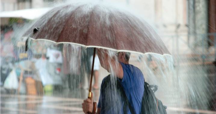 Persiste la presencia de vaguada sobre el país: se esperan lluvias y actividad eléctrica en varias regiones