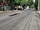 Denuncian abandono en Iztacalco: socavones y basura marcan la gestión de Lourdes Paz