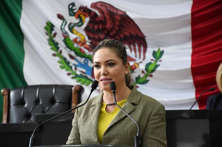 La diputada Yesenia Reyes Calzadías (PAN) no tiene quién le escriba… ni quién la escuche