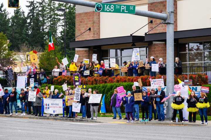 No Kings protest against Trump draws about 1,300 to Covington