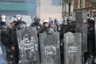 Van manifestantes por acabar con policías en la marcha del 2 de octubre