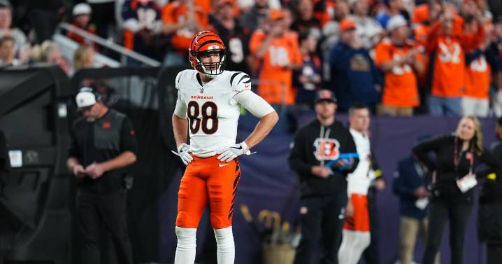 Bengals TE Mike Gesicki placed on IR with pectoral injury ahead of Thursday Night Football with Steelers