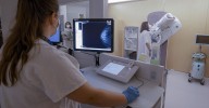 Salud llamará a 2.000 mujeres para subsanar los errores del cribado del cáncer de mama