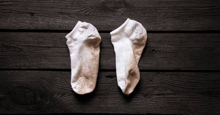 Mrs Hinch fan's game-changing cleaning hack for white socks using one product