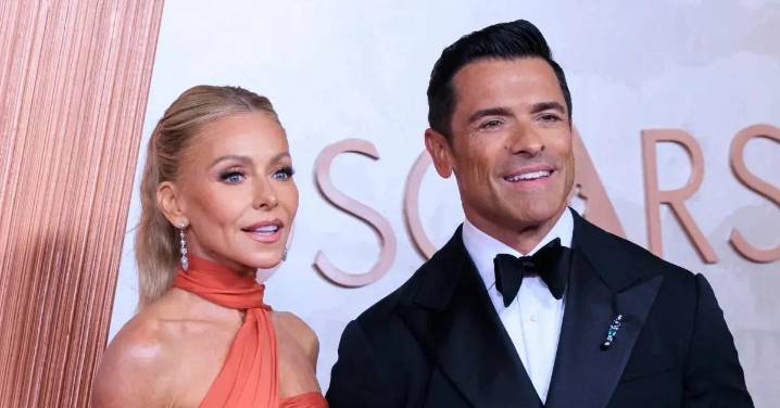 Kelly Ripa Admits Mark Consuelos 'Always Has Good Breath' — Even in the Morning: 'It's Weird'