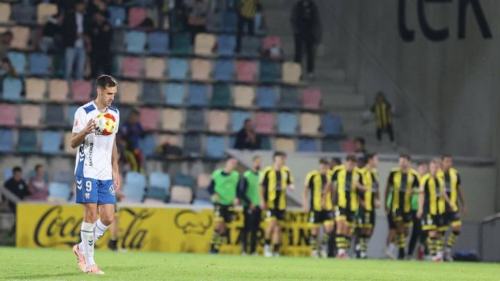 Lasesarre confirma la crisis del Tenerife: derrota ante el Barakaldo