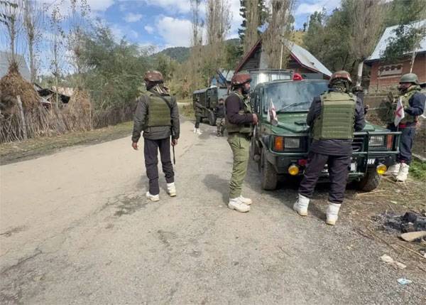 Paratrooper found dead in Kokernag, search on for second soldier