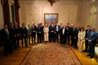 Milei calificó como “extremadamente positiva” la reunión con gobernadores y selló acuerdo por déficit cero