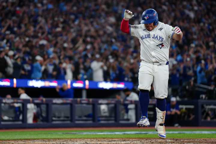 Blue Jays apalean 11-4 a Dodgers y toman ventaja en la Serie Mundial