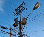 Reportan fluctuaciones eléctricas en el país