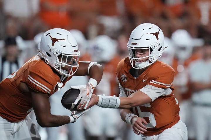 The Red River paradox: How 5-0 Oklahoma became the underdog to 3