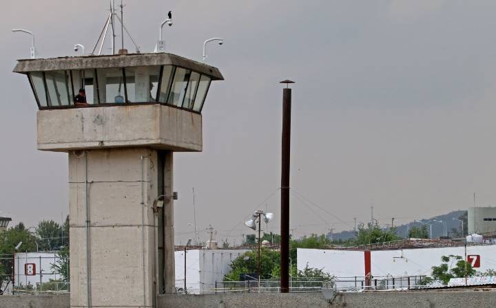 FGR confirma la fuga de Rodrigo 'L' de Puente Grande; iba a ser trasladado tras una audiencia