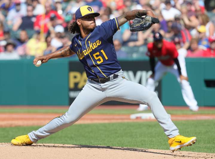 Watch Cubs vs Brewers streaming free today; NLDS Game 4 start time, channel, odds