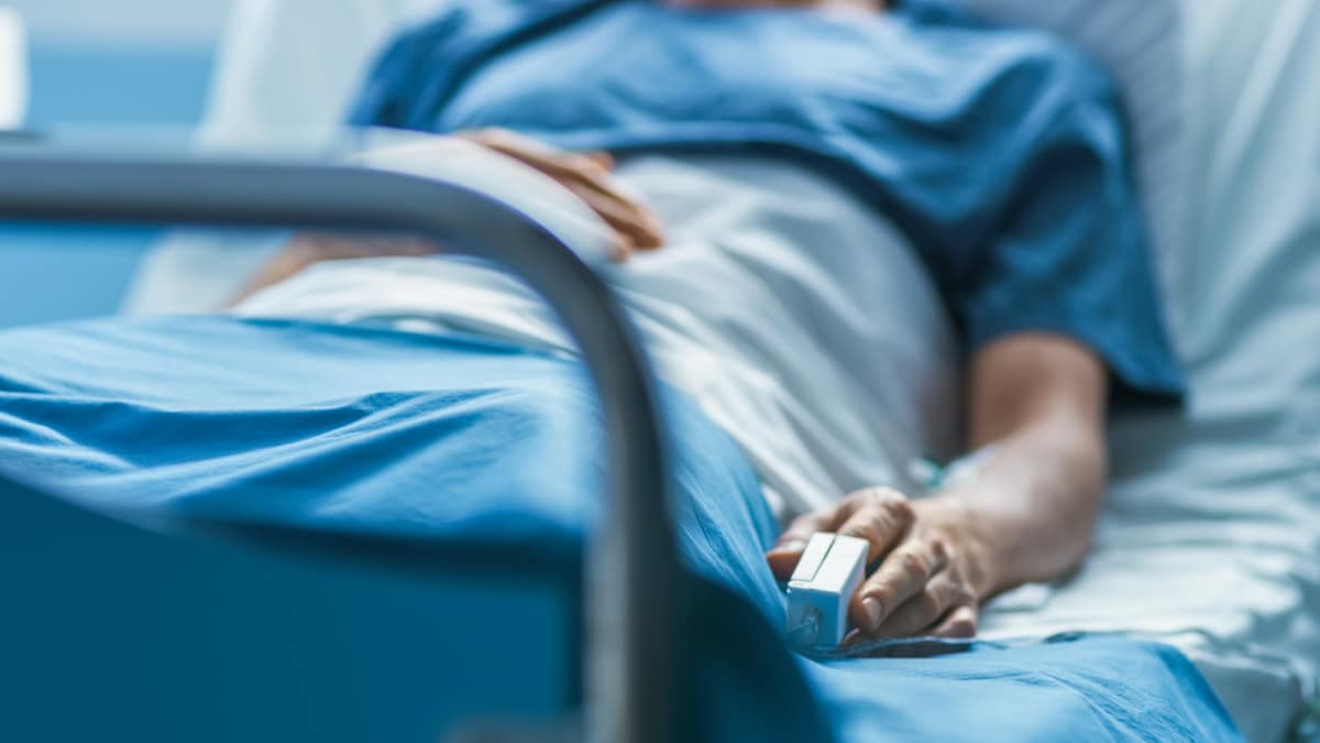 After A ‘Mommy Makeover’ Surgery, Woman Battles For Her Life Due Septic Shock & Organ Failure