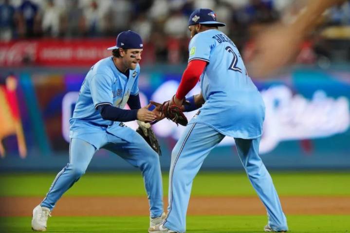 Blue Jays in position to do once-unthinkable against vaunted Dodgers