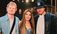 Shakira lanza nuevas versiones de algunos de sus temas más icónicos