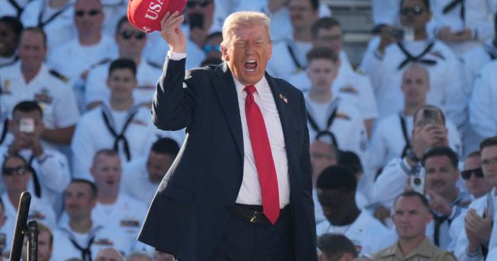 Trump doesn't let shutdown interfere with celebrating Navy's 250th anniversary at rally