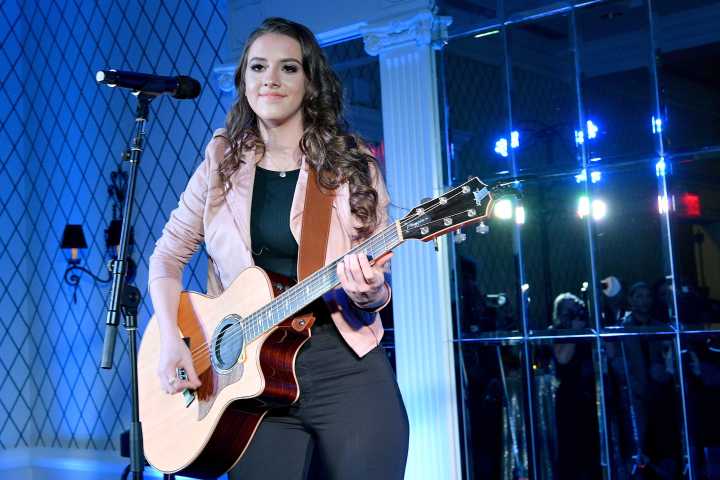 Keith Urban Is NOT Banging Maggie Baugh, Insider Claims