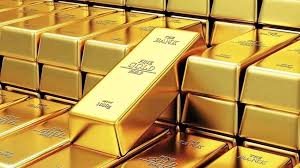 Gold Hits Record Rs 1.22 Lakh per 10g as Global Uncertainties Spur Safe