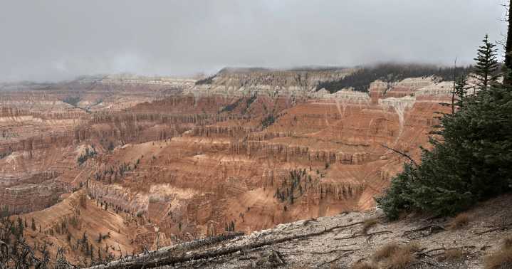 As Cedar Breaks prepares for winter, visitors should check conditions before making the trip