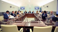 El PP y Vox tumban una propuesta del PSOE para la condonación de la deuda: "Dan la espalda a Extremadura"