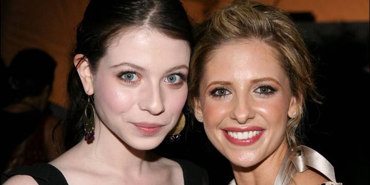 Sarah Michelle Gellar Shares Sweet Birthday Message to Late Actress Michelle Trachtenberg | Michelle Trachtenberg, Sarah Michelle Gellar 