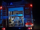 Vecinos y Bomberos evitaron que un taller de motos fuera consumido por las llamas en Puerto Iguazú