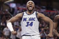 Deadspin | Hopeful Hawks, Magic set for early-season division matchup