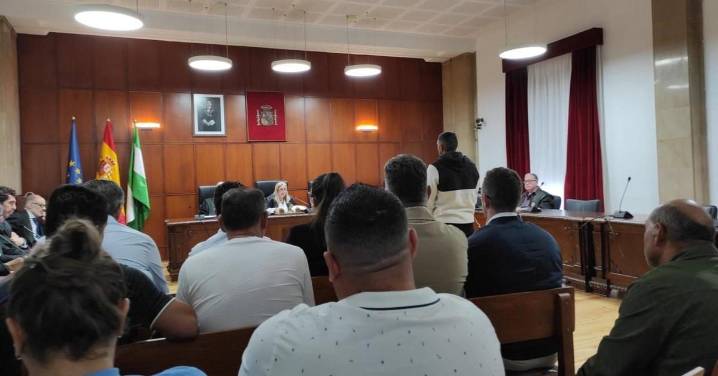 Retrasos judiciales reducen las penas a los acusados de explotar a jornaleros extranjeros en Jaén