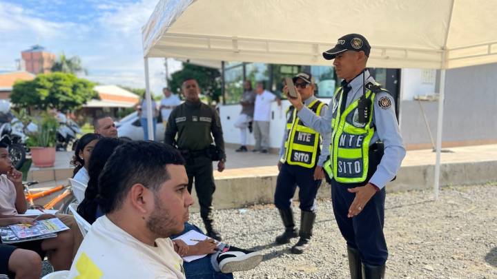 ‘Es mejor perder un minuto en la vida, y no la vida en un minuto’, con campañas viales buscan frenar accidentalidad en Palmira