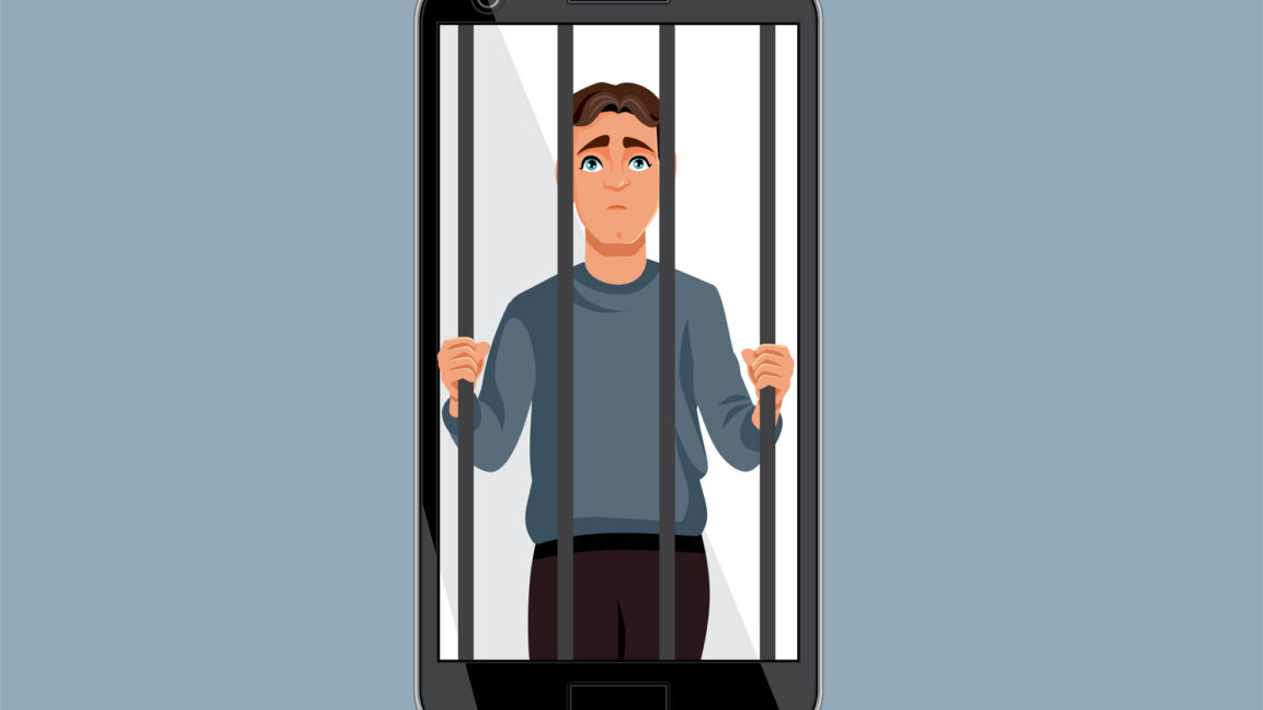 Man finally released a month after absurd arrest for reposting Trump meme