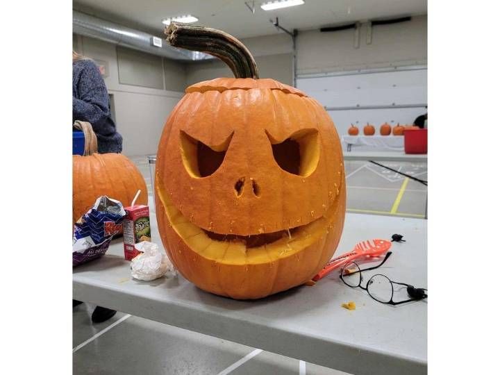 Gorgeous yet grumpy gourds light up Kiwanis carving night