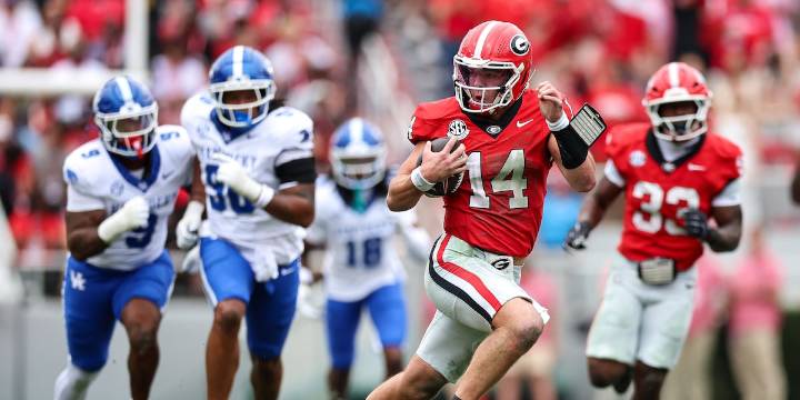 UK football falls in Athens to No. 12 Georgia