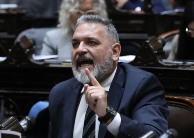 “Pipi” Alí exige a Poggi explicaciones por presuntos vínculos con el narcotráfico