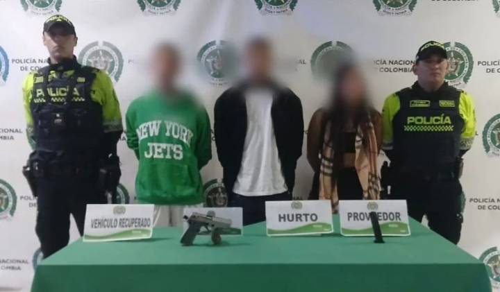 Capturaron a tres bandidos tras robar un vehículo de plataforma