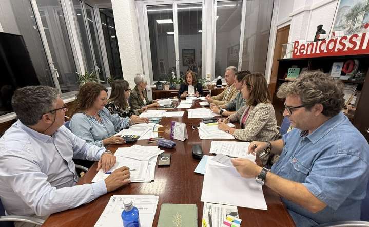 Benicàssim ultima el Presupuesto de 2026 para llevar las cuentas municipales al Pleno