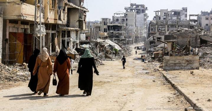 The contours of the Israel-Hamas ceasefire are starting to crumble
